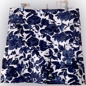 S. C & Co Pull On XL Skort